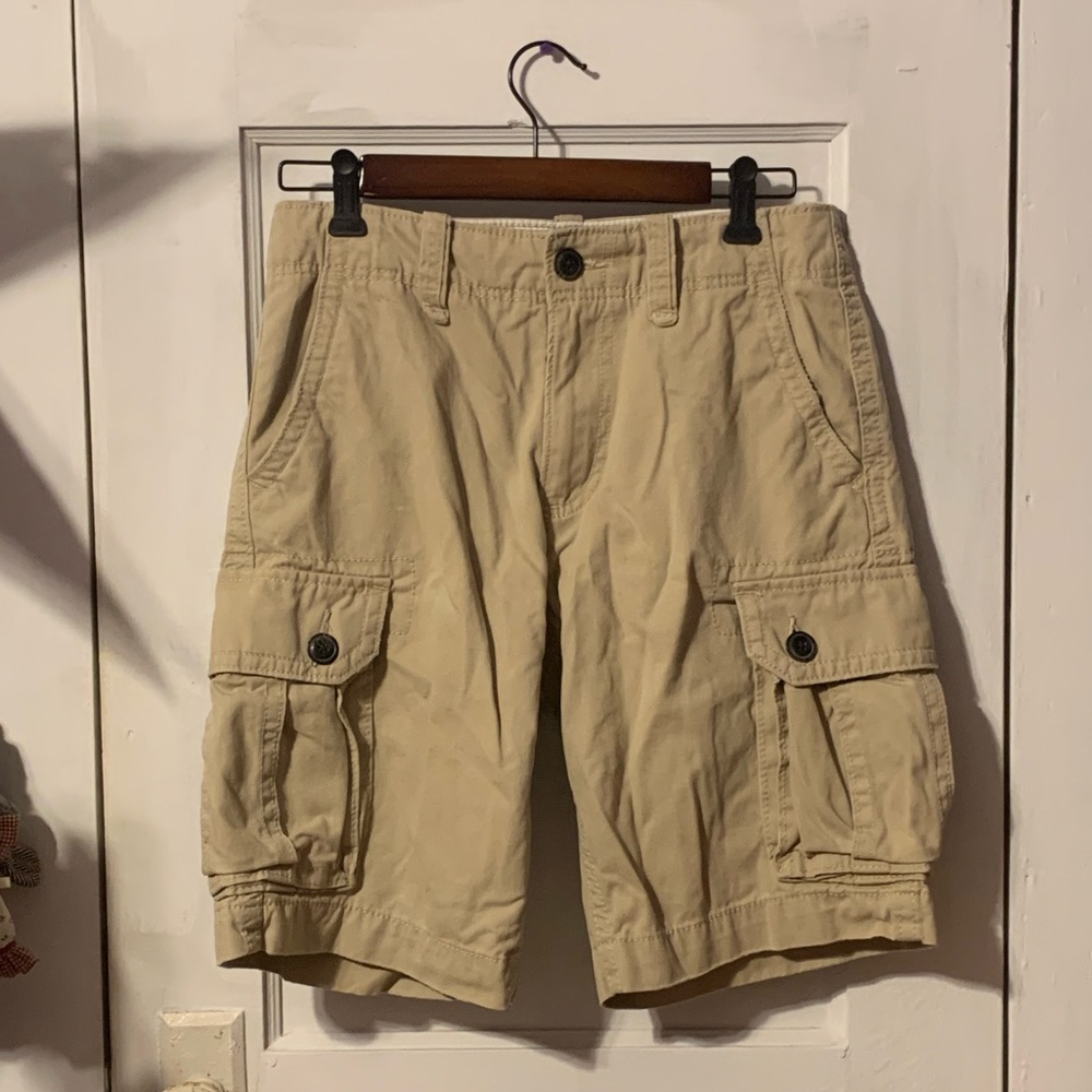 American Eagle Outfitters Men’s Light Tan Cargo Shorts